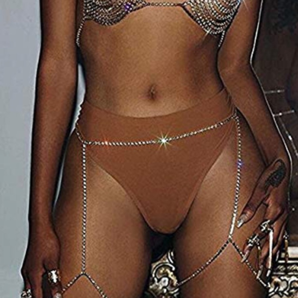 Silver Waist/leg chain - Picture 2 of 6